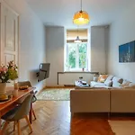 Comfort&central 2-bedroom Apt. Appartement