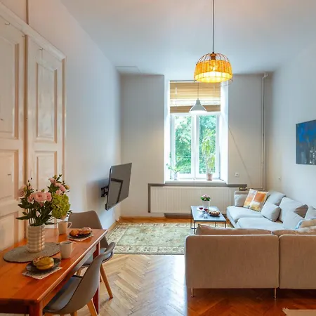 Appartement Comfort&central 2-bedroom Apt. *