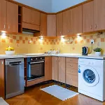 Comfort&central 2-bedroom Apt.