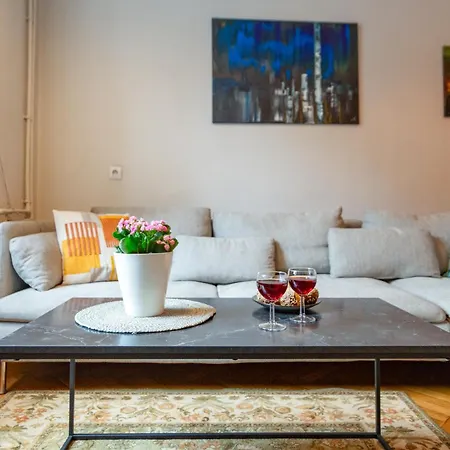 Comfort&central 2-bedroom Apt. *